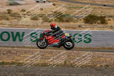 media/Apr-19-2025-AHRMA (Sat) [[3d98ca3309]]/Race/Group 4/Turn 4/